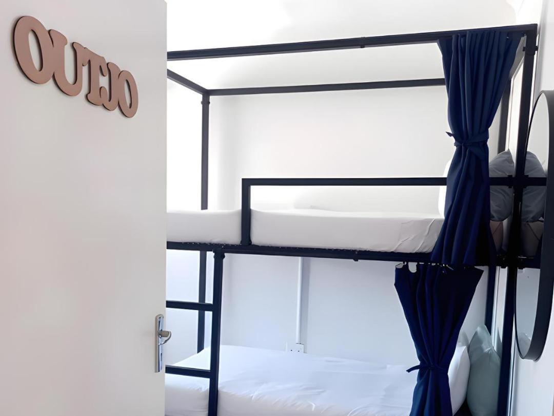 Kate's Nest Guesthouse Windhoek Extérieur photo
