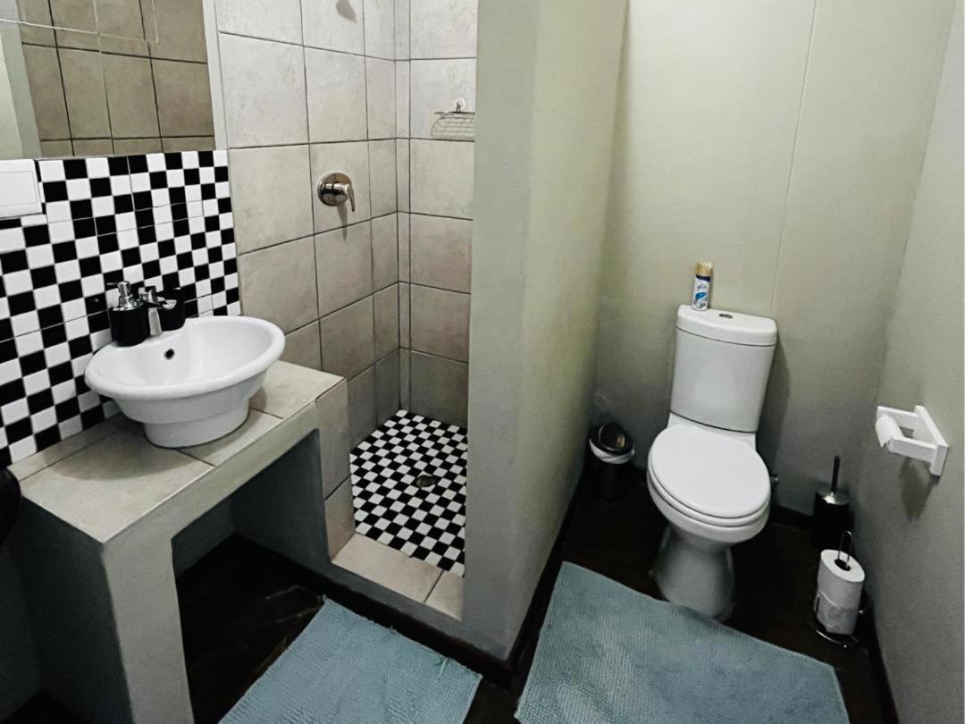 Kate's Nest Guesthouse Windhoek Chambre photo